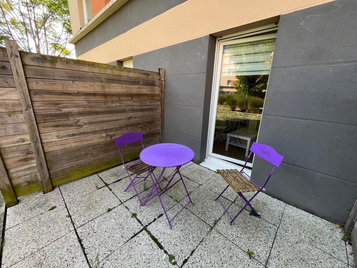 Acajou, Studio Avec Terrasse Et Parking Prive Caen Exterior foto